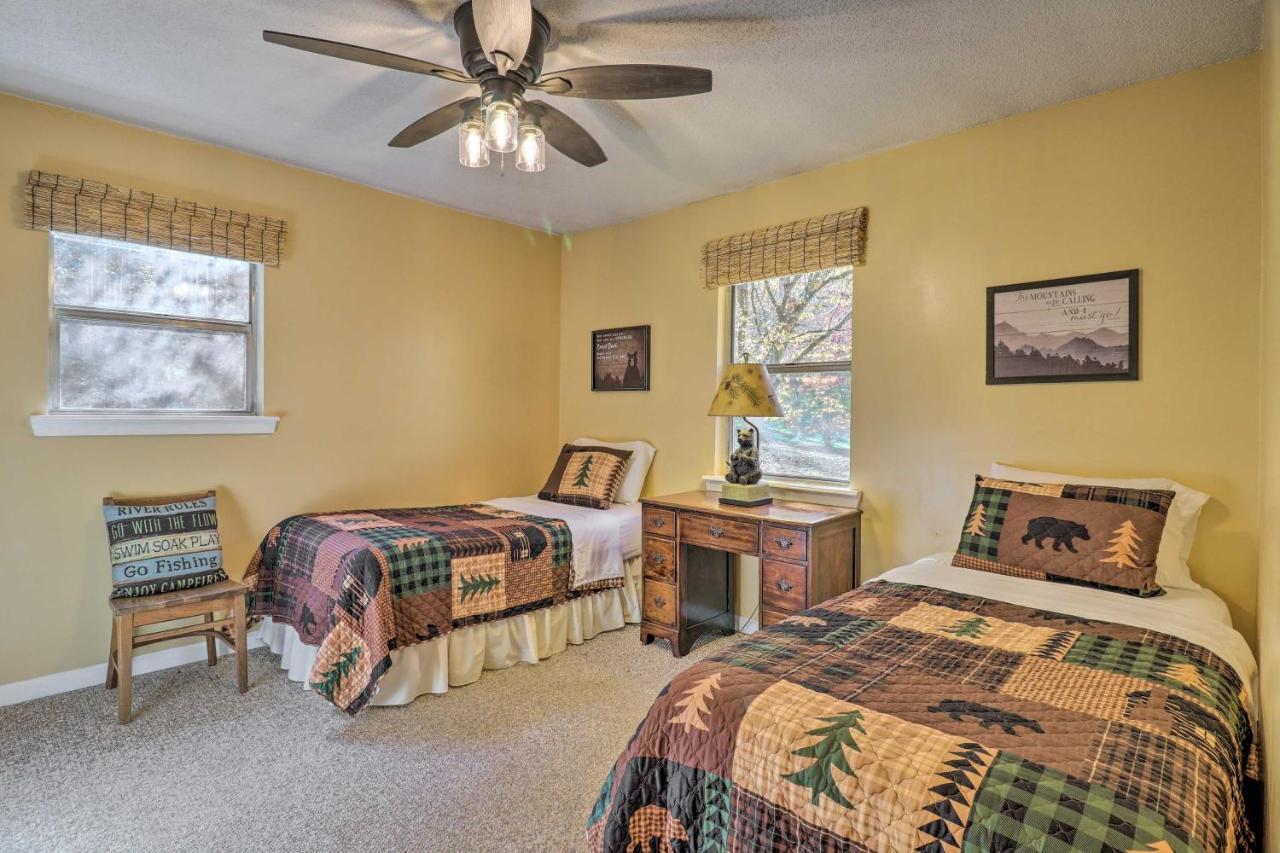 Creekside Retreat With Deck, 18 Miles To Wolf Ridge Βίλα Weaverville Εξωτερικό φωτογραφία