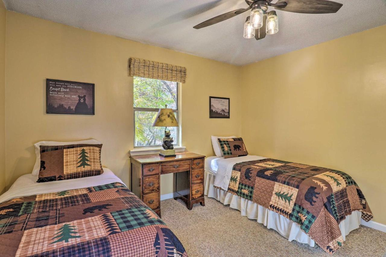 Creekside Retreat With Deck, 18 Miles To Wolf Ridge Βίλα Weaverville Εξωτερικό φωτογραφία